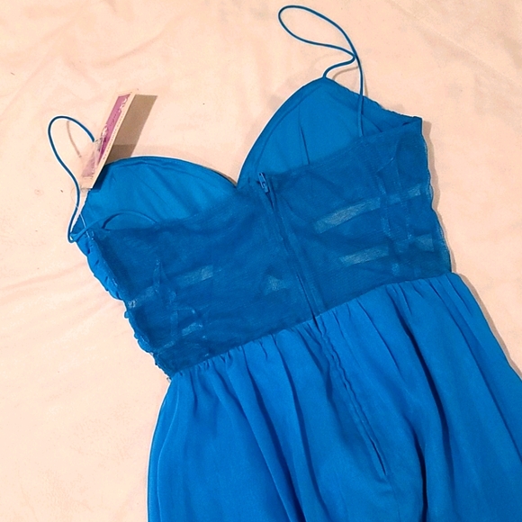 NWT Hailey Logan Gown Sz 3/4 - Picture 3 of 3